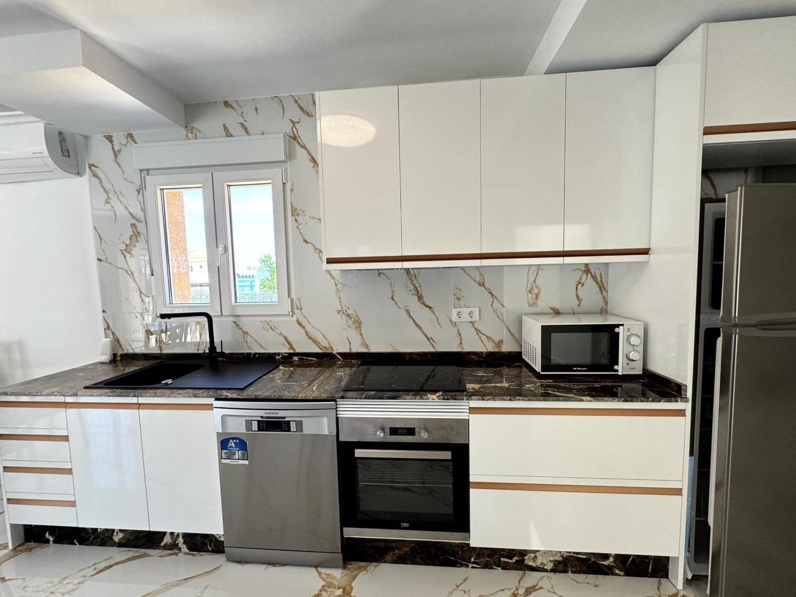 2 chambre Villa/Maison à vendre à San Juan de los Terreros avec piscine garage - 397 000 € (Ref: 9951008)