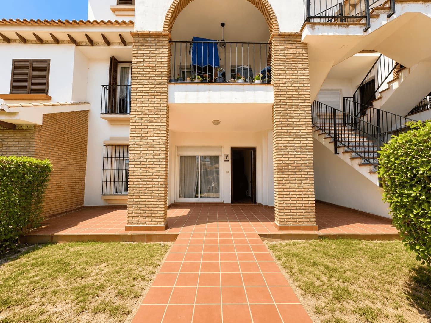 Apartamento de 2 habitaciones en Vera en venta con piscina garaje - 189.000 € (Ref: 9953725)