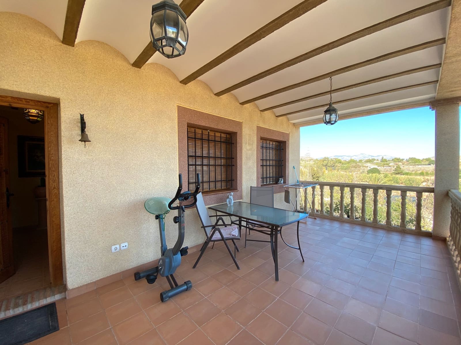 5 Zimmer Villa zu verkaufen in Alicante / Alacant Stadt - 525.000 € (Ref: 8782339)