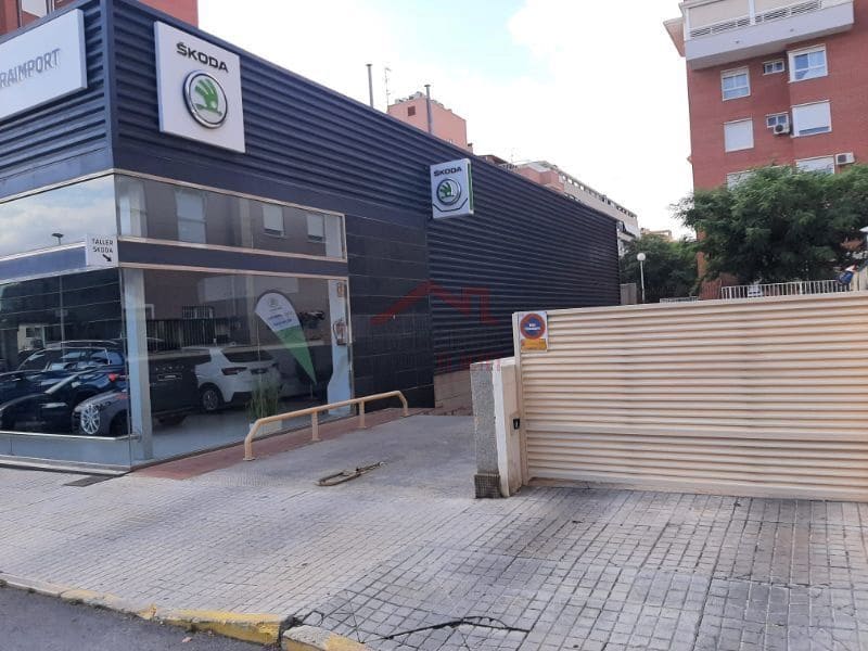 Garage til salg i Elche / Elx - € 8.000 (Ref: 8782348)
