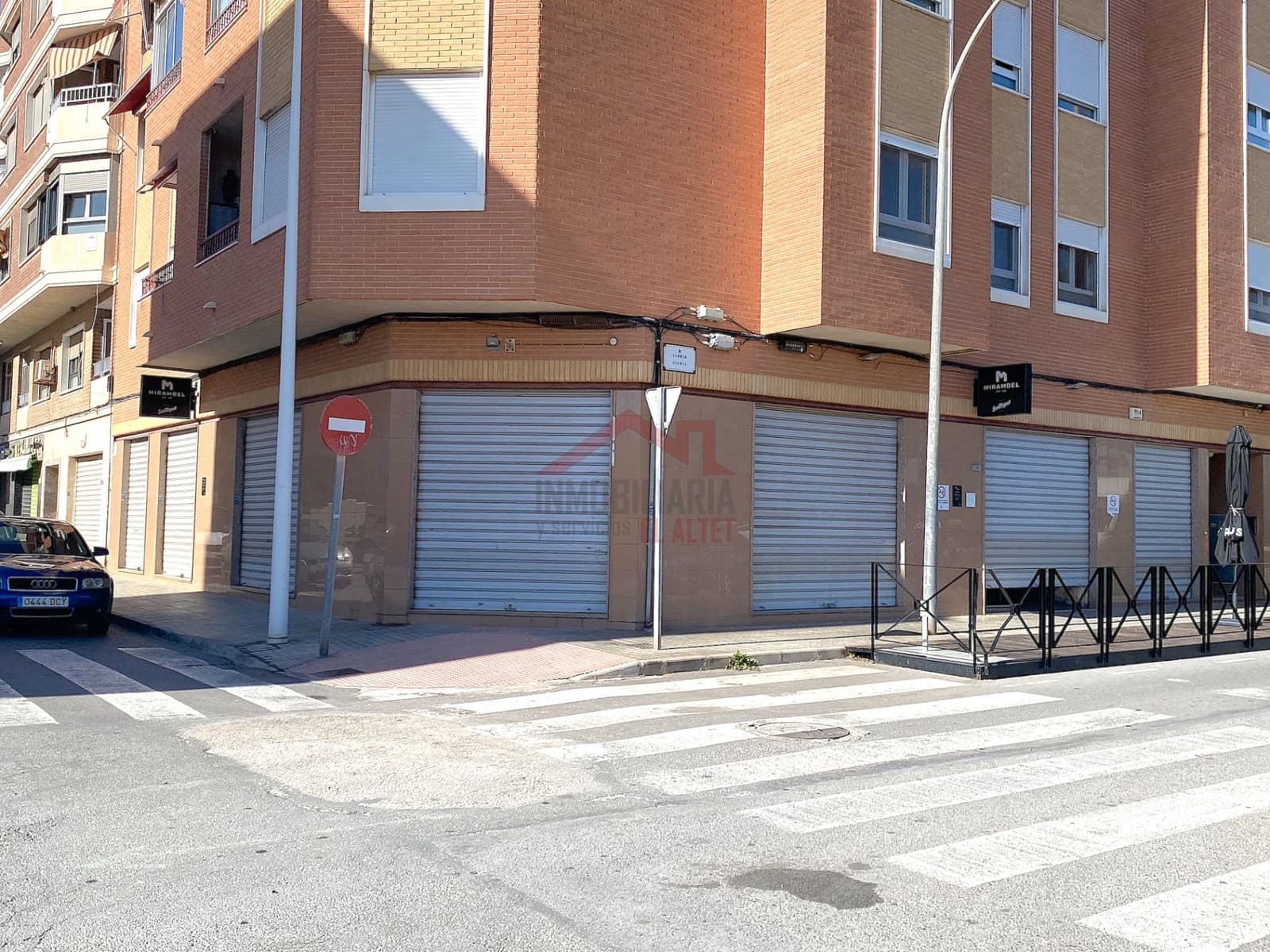 Commercieel te koop in Elche / Elx - € 360.000 (Ref: 8788045)