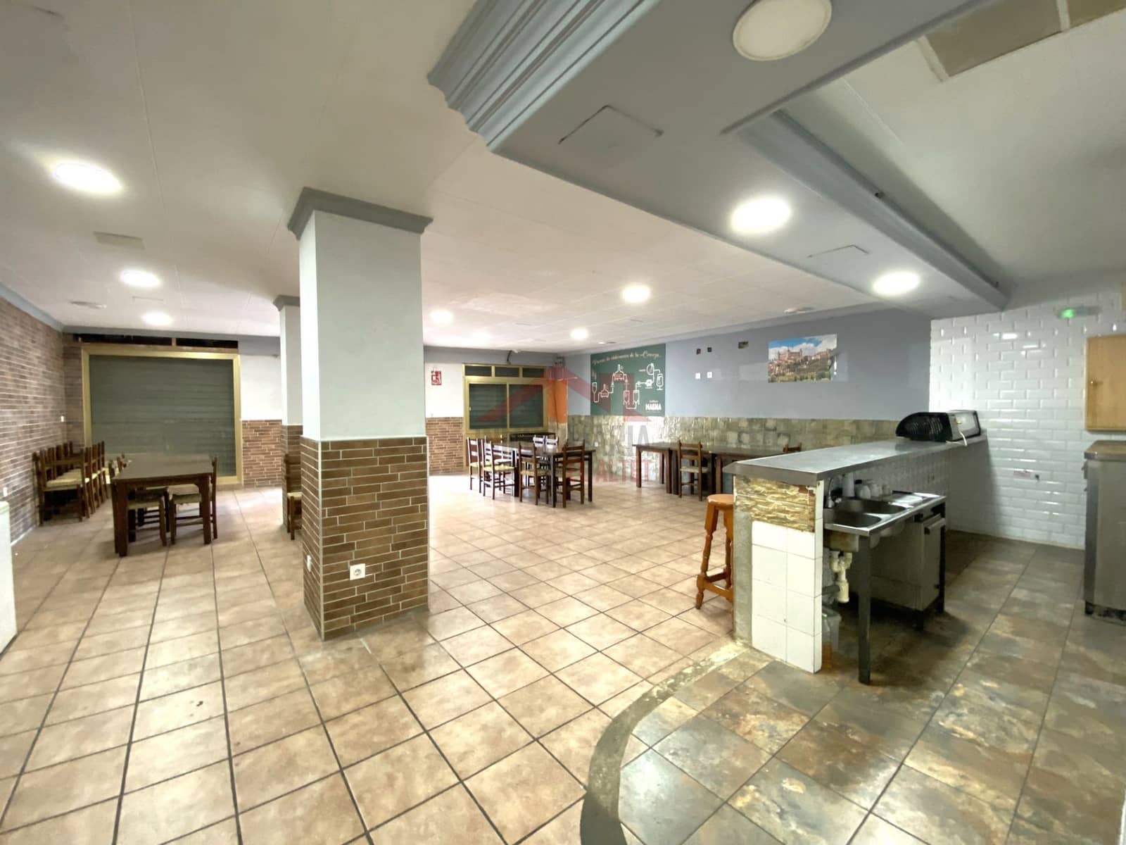 Commercieel te koop in Elche / Elx - € 149.900 (Ref: 8788627)