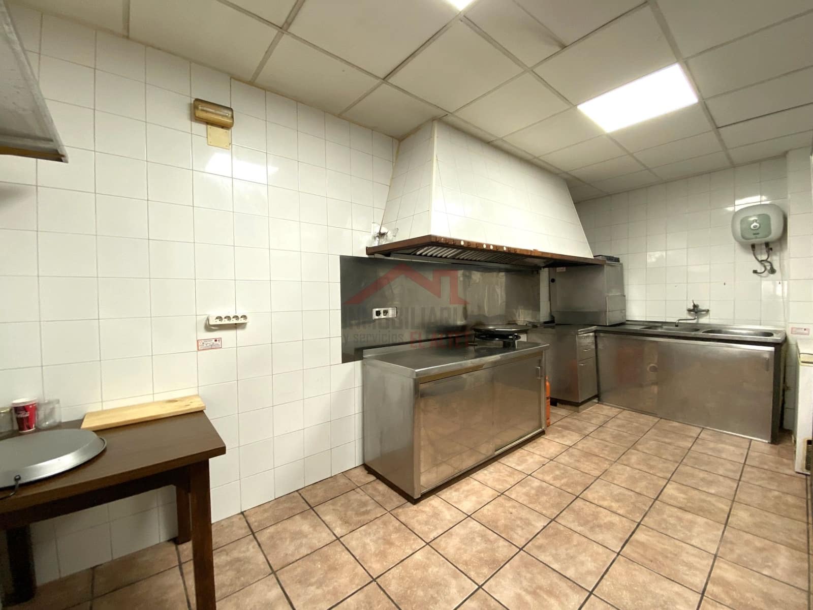 Commercieel te koop in Elche / Elx - € 149.900 (Ref: 8788627)