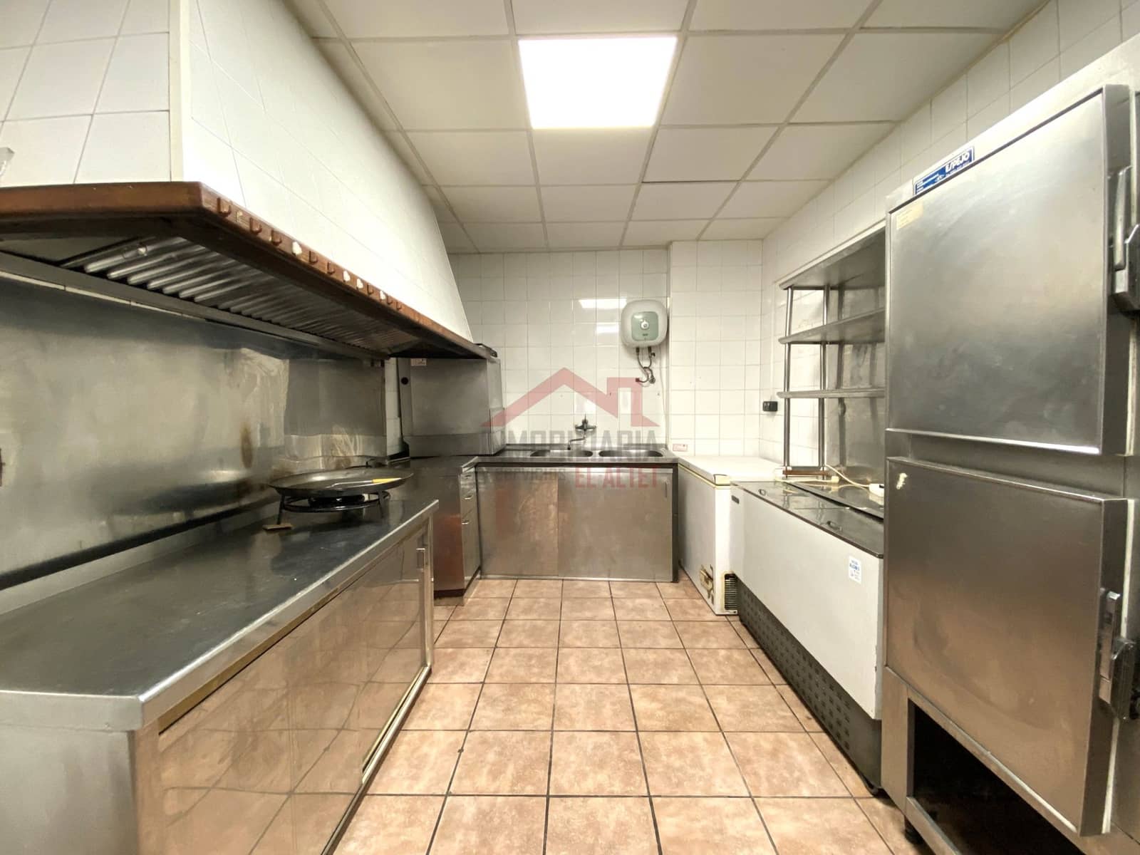 Commercieel te koop in Elche / Elx - € 149.900 (Ref: 8788627)