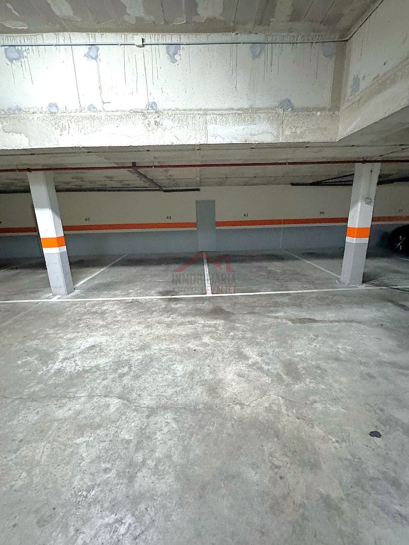 3 Zimmer Apartment zu vermieten in Elche / Elx mit Pool - 950 € (Ref: 8912101)