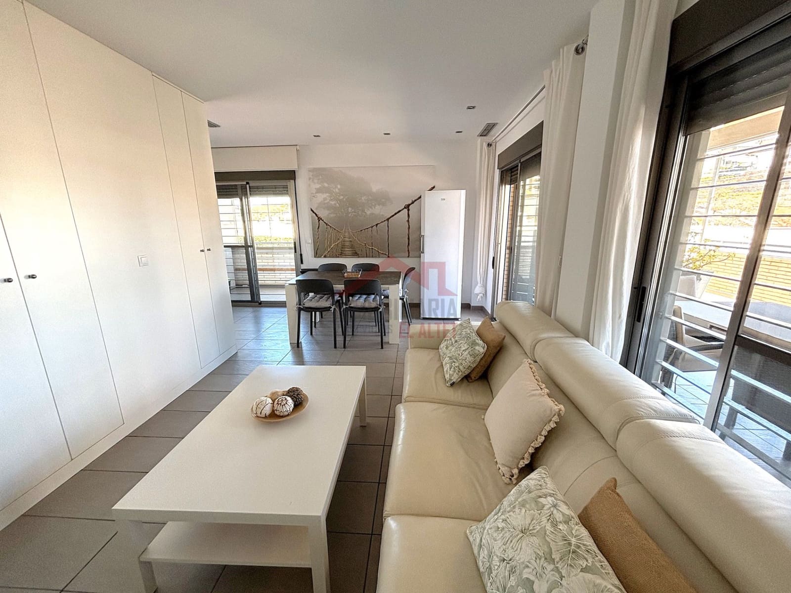 3 Zimmer Apartment zu vermieten in Elche / Elx mit Pool - 950 € (Ref: 8912101)