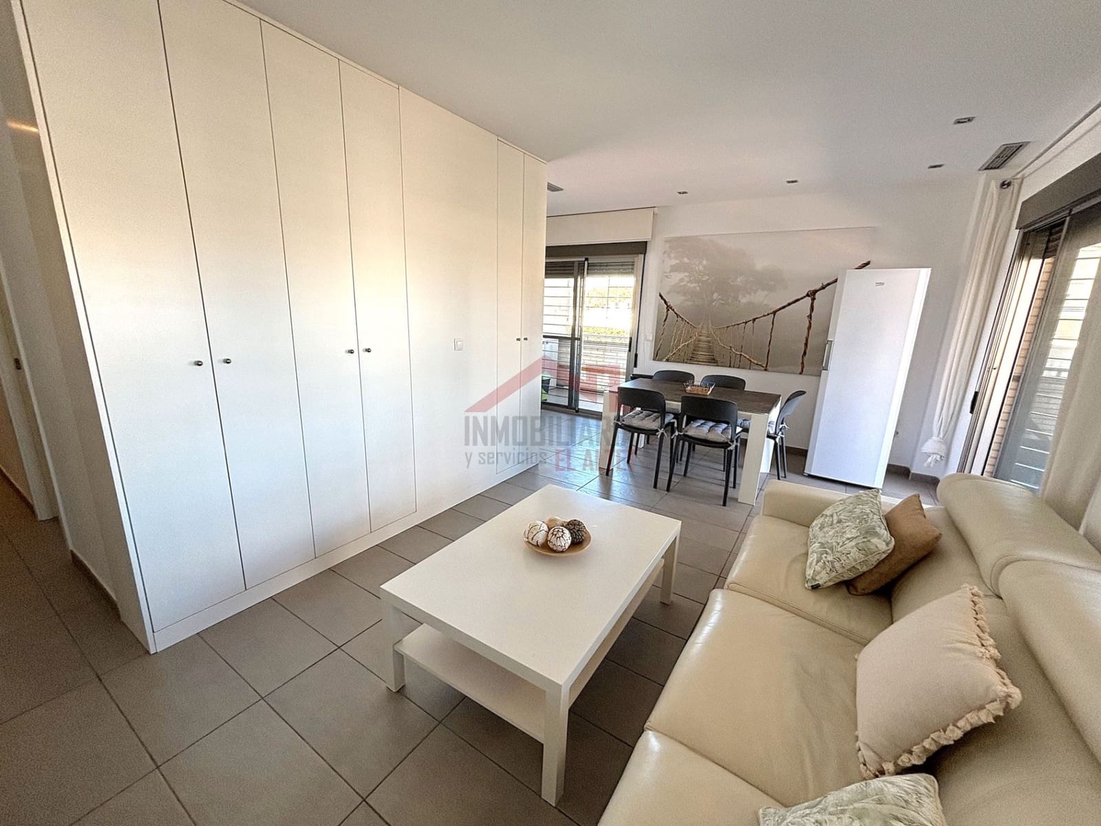 3 Zimmer Apartment zu vermieten in Elche / Elx mit Pool - 950 € (Ref: 8912101)