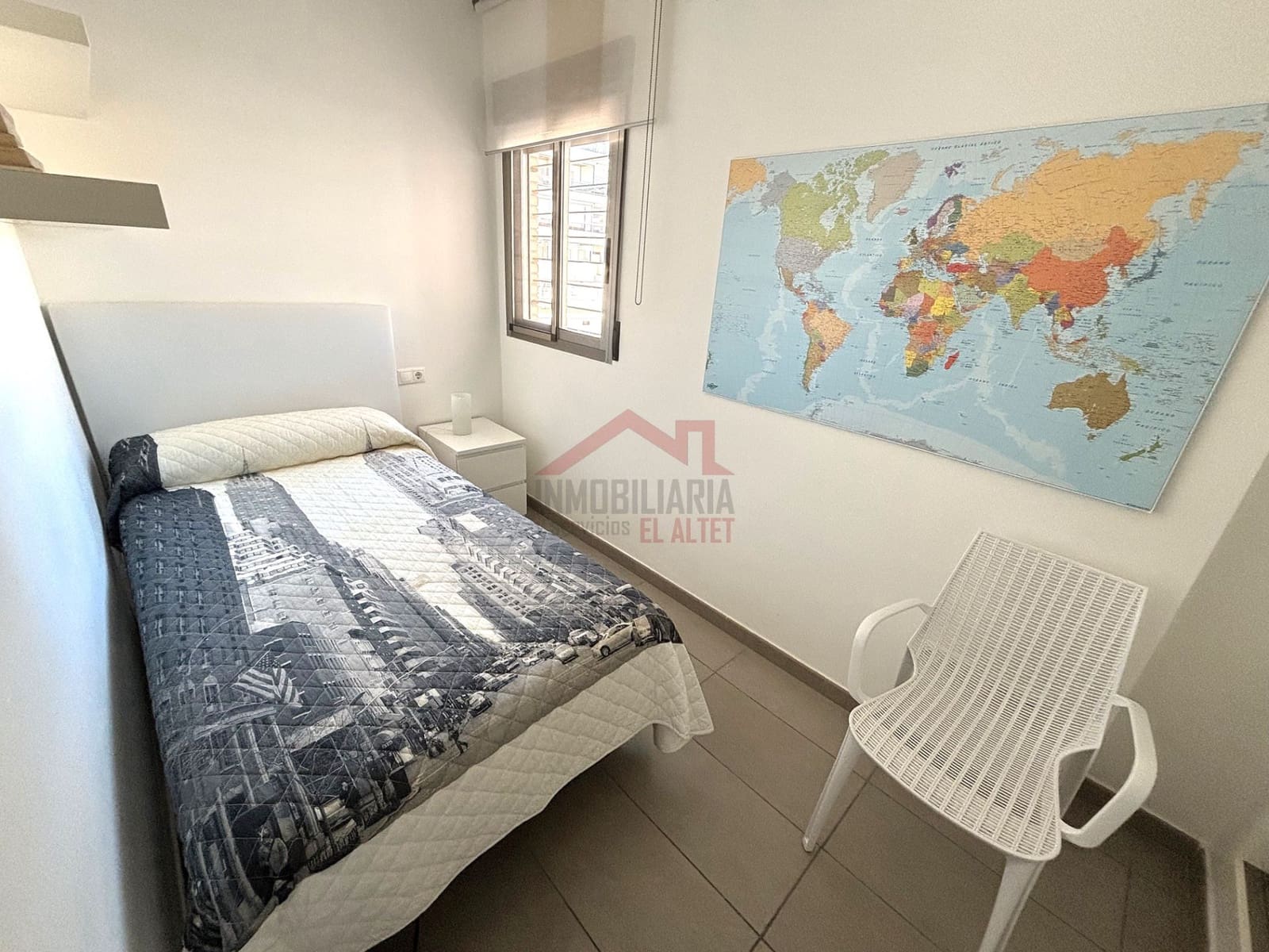 3 Zimmer Apartment zu vermieten in Elche / Elx mit Pool - 950 € (Ref: 8912101)