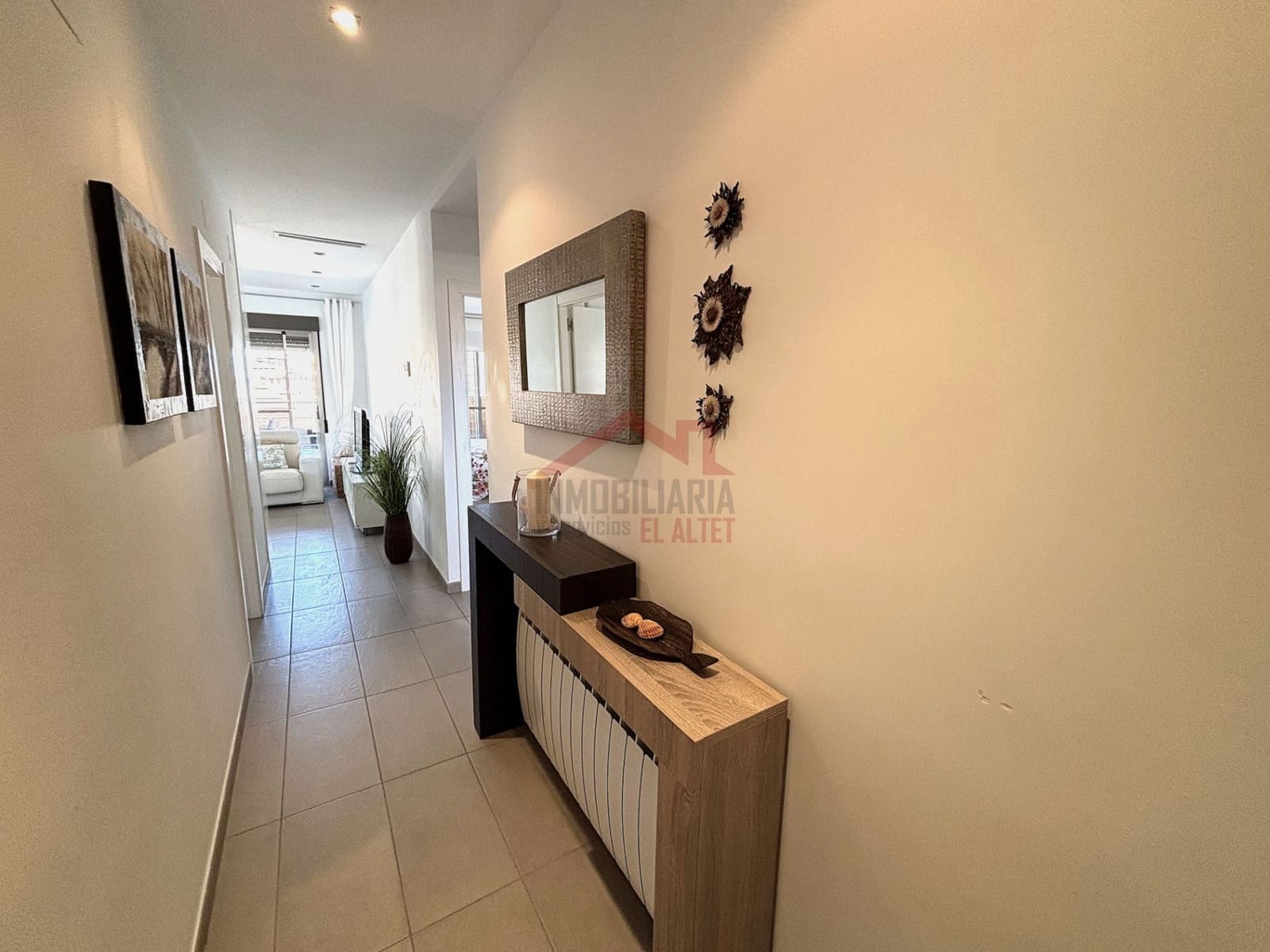 3 Zimmer Apartment zu vermieten in Elche / Elx mit Pool - 950 € (Ref: 8912101)