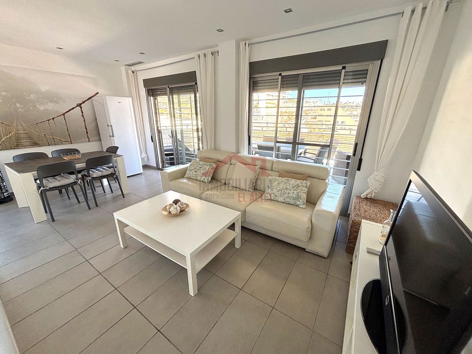 3 Zimmer Apartment zu vermieten in Elche / Elx mit Pool - 950 € (Ref: 8912101)