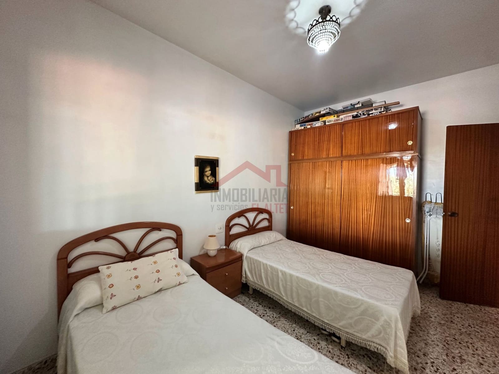 3 slaapkamer Villa te koop in Elche / Elx met zwembad garage - € 299.900 (Ref: 8967271)