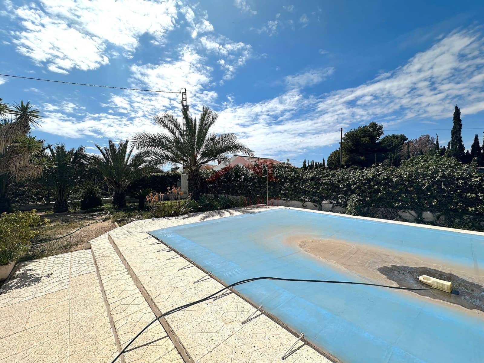 3 slaapkamer Villa te koop in Elche / Elx met zwembad garage - € 299.900 (Ref: 8967271)