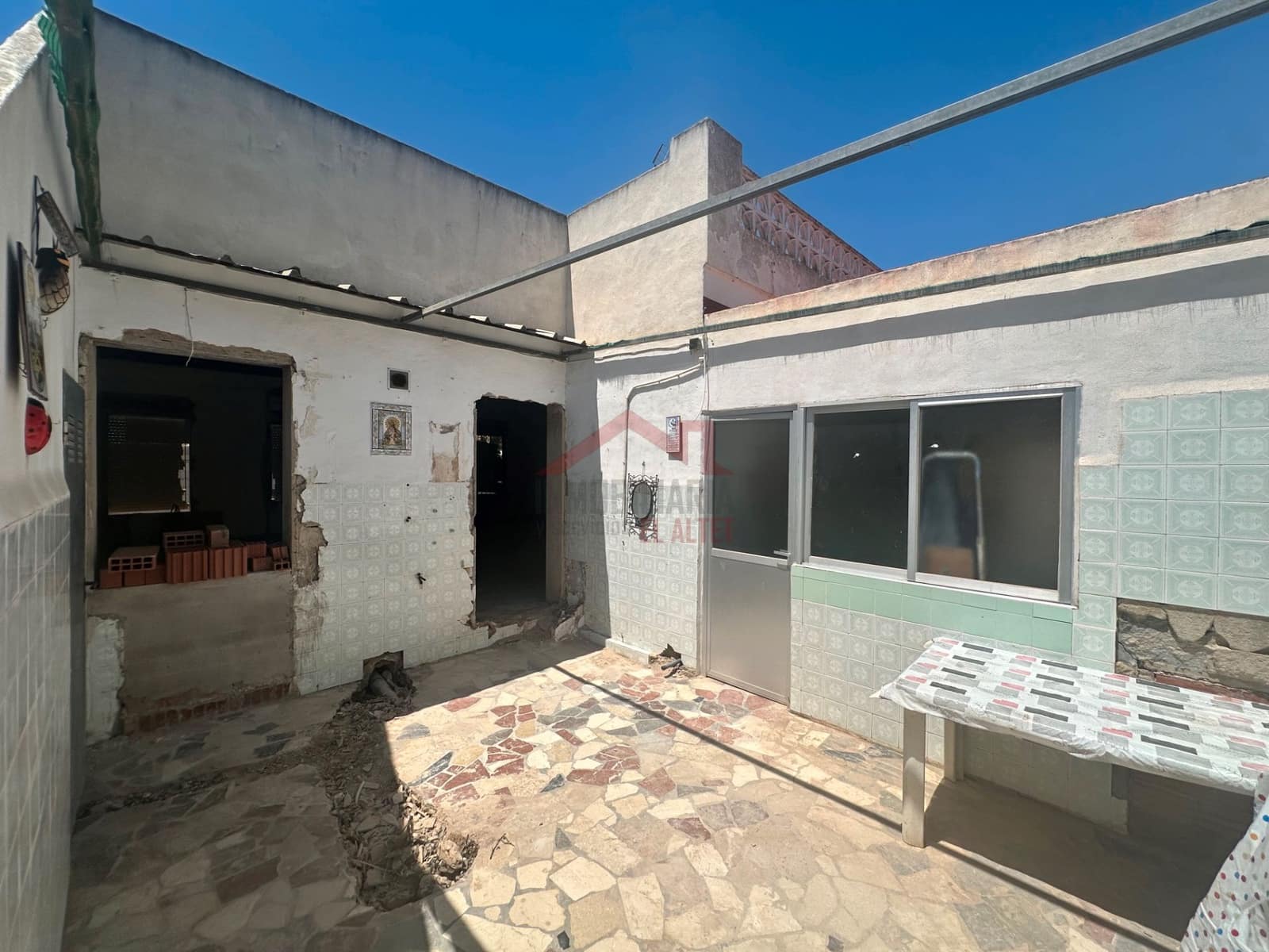 3 bedroom Finca/Country House for sale in Elche / Elx with garage - € 229,900 (Ref: 9033828)