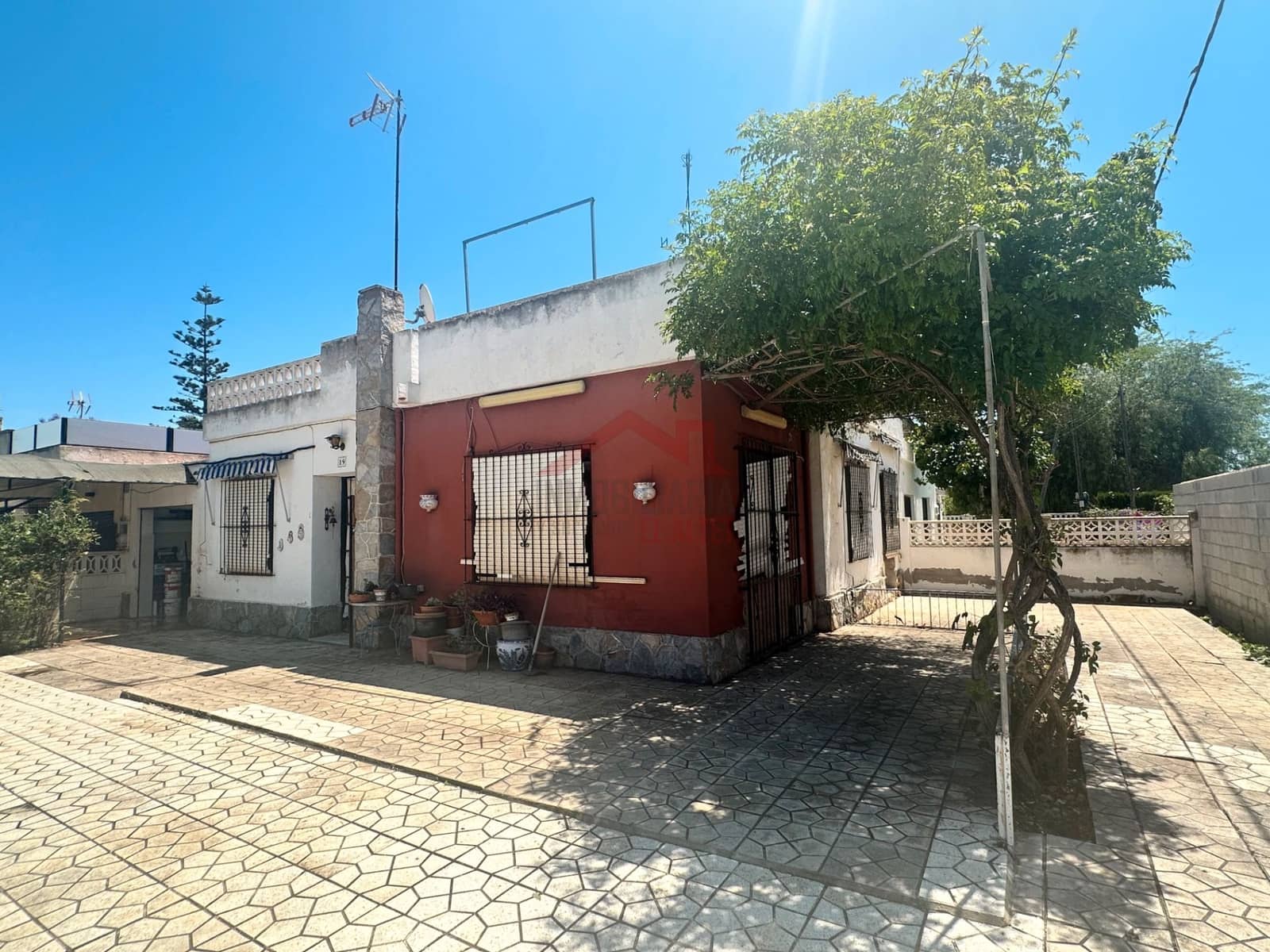 3 bedroom Finca/Country House for sale in Elche / Elx with garage - € 229,900 (Ref: 9033828)