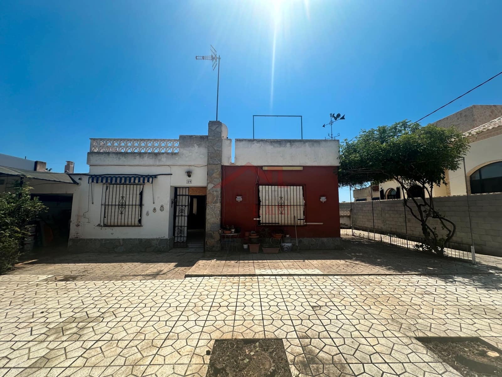 3 bedroom Finca/Country House for sale in Elche / Elx with garage - € 229,900 (Ref: 9033828)