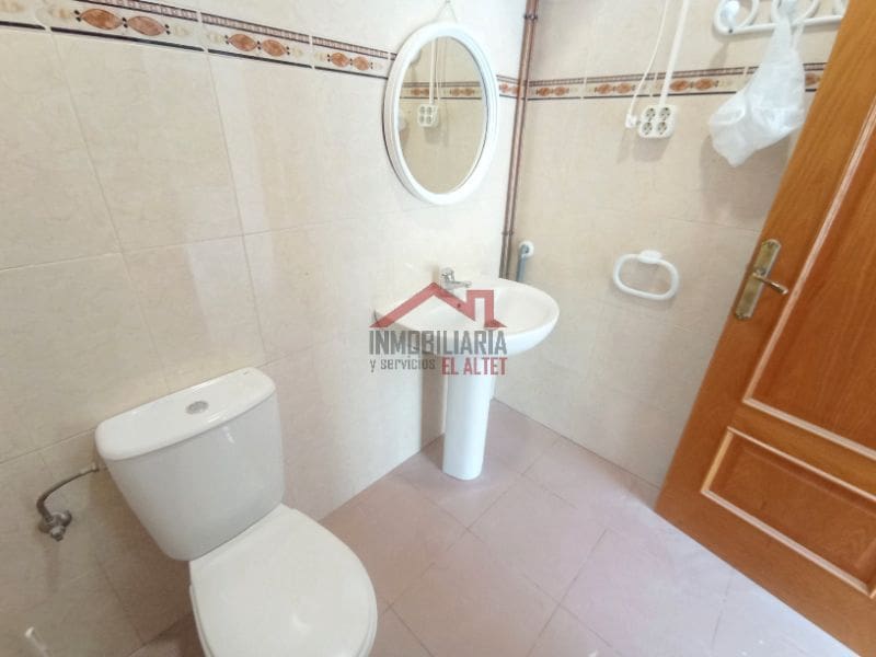 Erhverv til leje i El Altet - € 500 (Ref: 9046233)