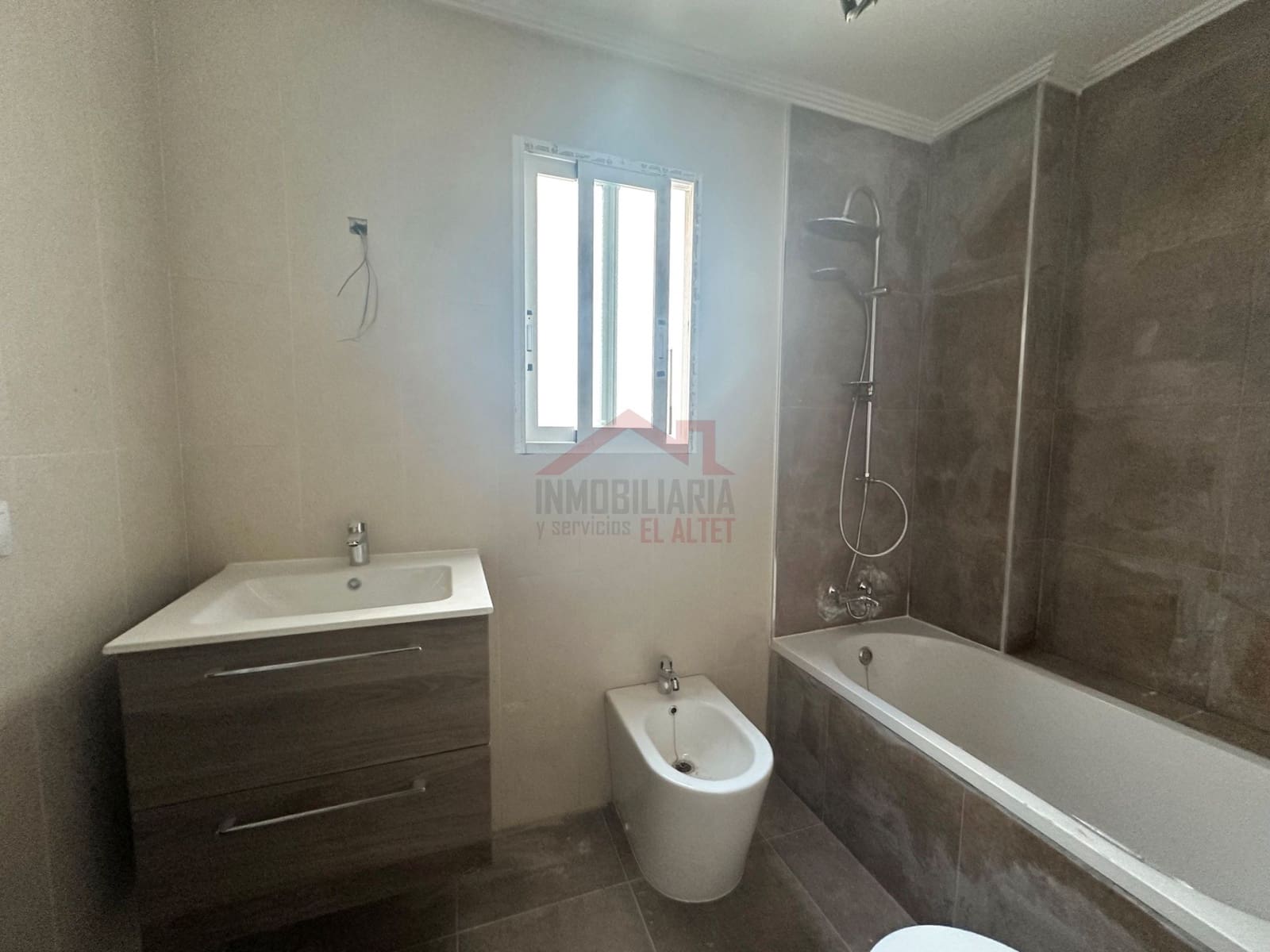 2 soveværelse Lejlighed til salg i Elche / Elx - € 170.000 (Ref: 9103369)