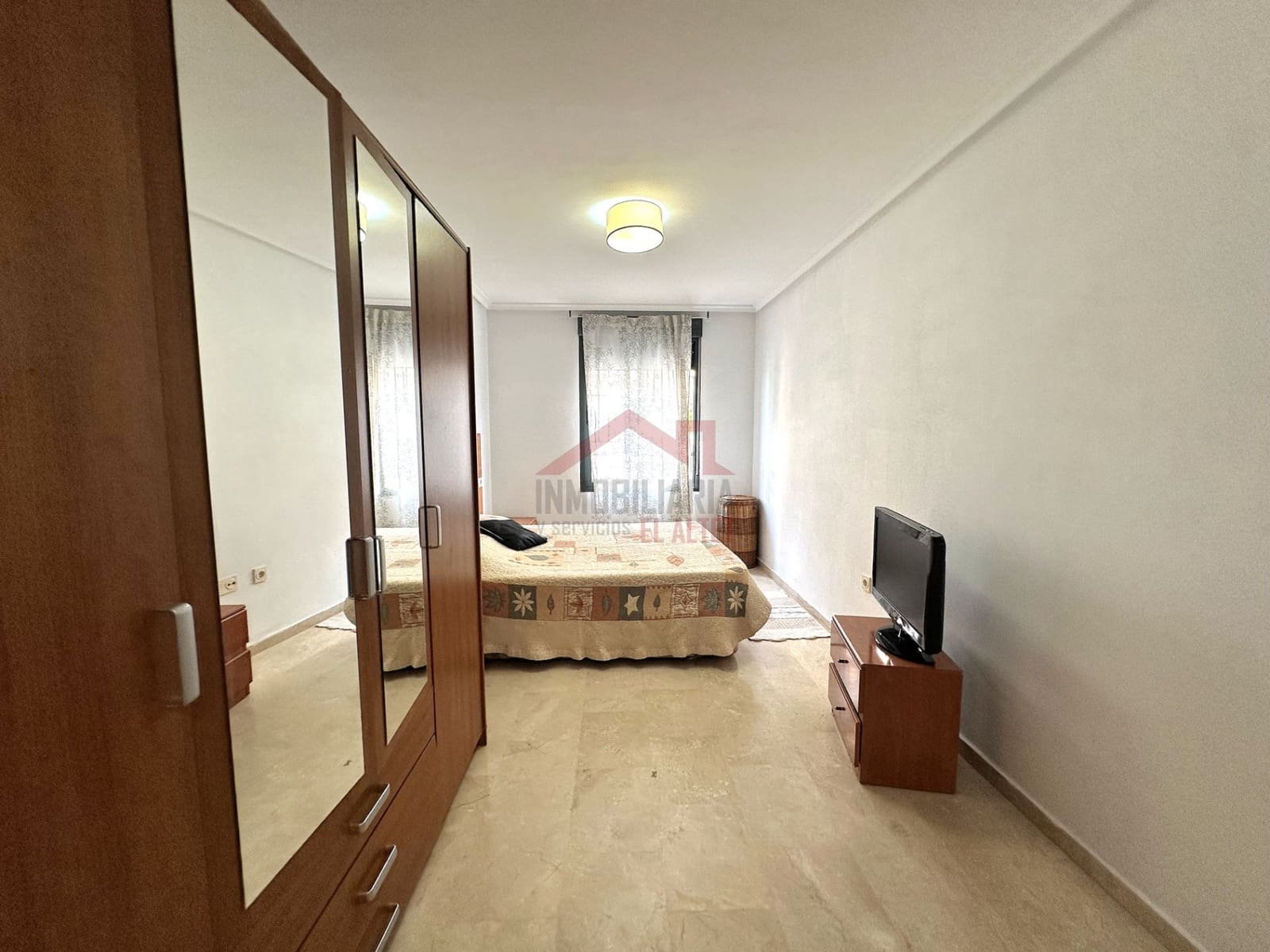 Piso de 2 habitaciones en Santa Pola en venta con garaje - 165.000 € (Ref: 9362923)