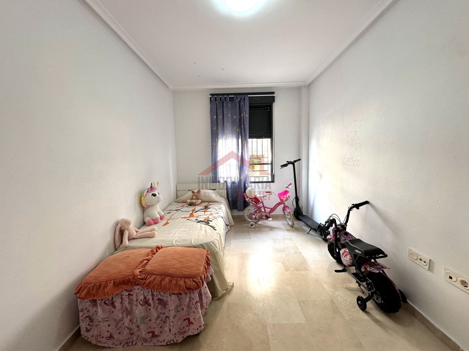 Piso de 2 habitaciones en Santa Pola en venta con garaje - 165.000 € (Ref: 9362923)