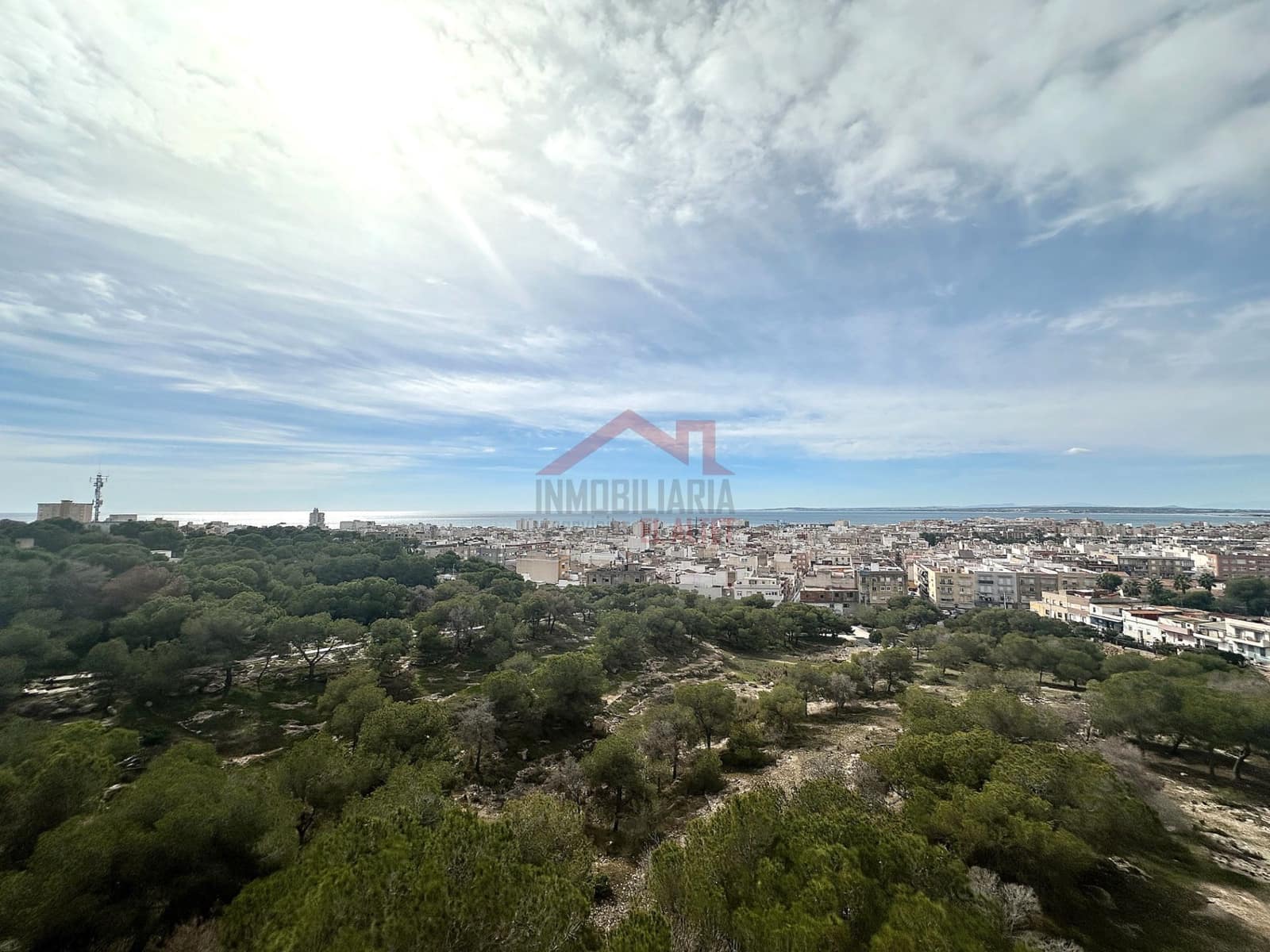 Piso de 2 habitaciones en Santa Pola en venta con garaje - 165.000 € (Ref: 9362923)