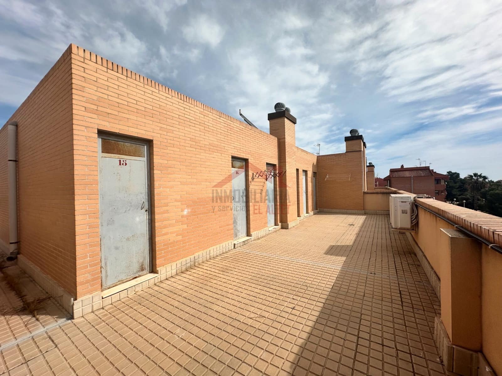 Piso de 2 habitaciones en Santa Pola en venta con garaje - 165.000 € (Ref: 9362923)