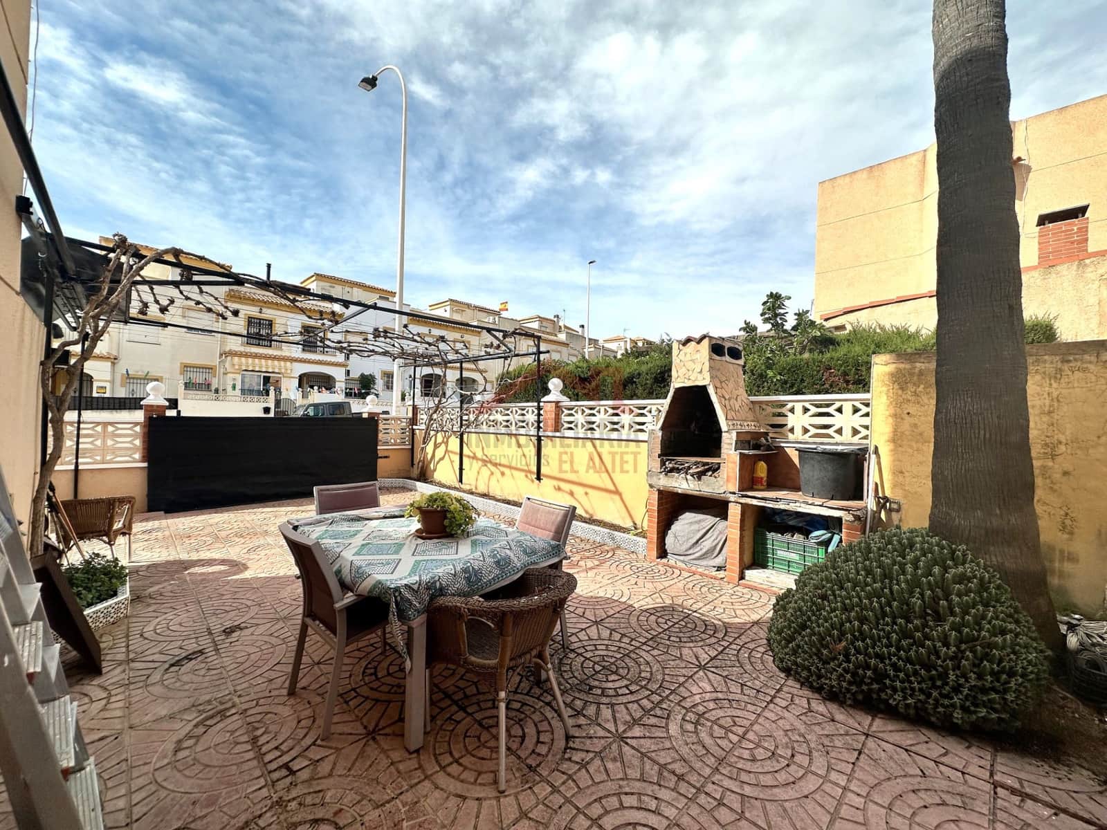 2 soveværelse Bungalow til salg i Santa Pola - € 185.000 (Ref: 9362924)