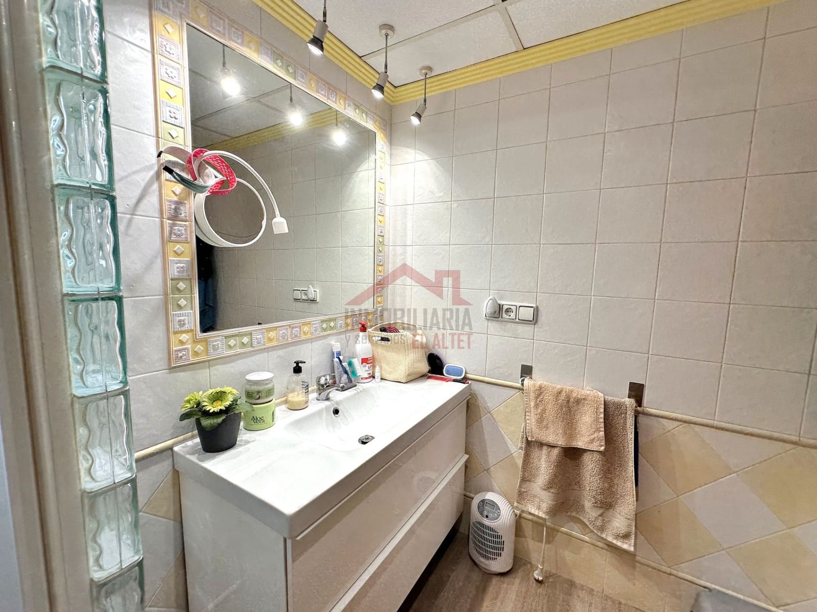 3 sypialnia Mieszkanie na sprzedaż w Elche / Elx - 250 000 € (Ref: 9363089)