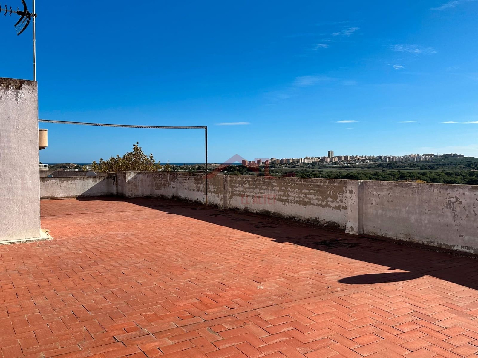 4 slaapkamer Flat te koop in Elche / Elx - € 169.000 (Ref: 9394461)