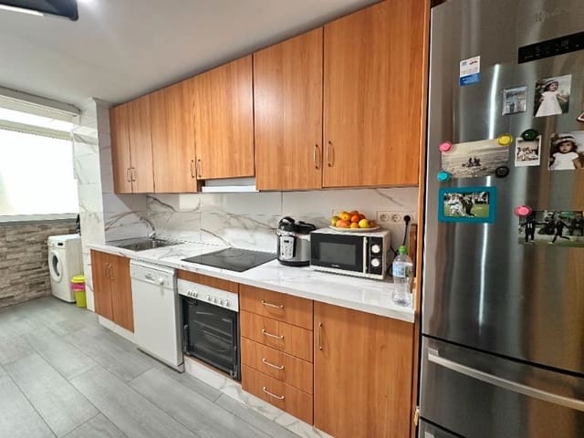 3 soveværelse Lejlighed til salg i El Altet, Elche / Elx - € 182.000 (Ref: 9405801)