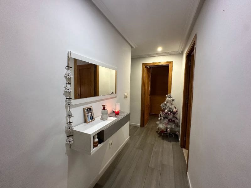 3 makuuhuone Asunto myytävänä paikassa Elche / Elx - 182 000 € (Ref: 9405801)