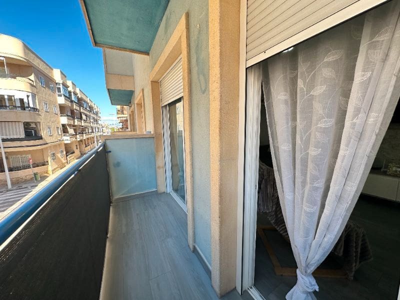 3 makuuhuone Asunto myytävänä paikassa Elche / Elx - 182 000 € (Ref: 9405801)