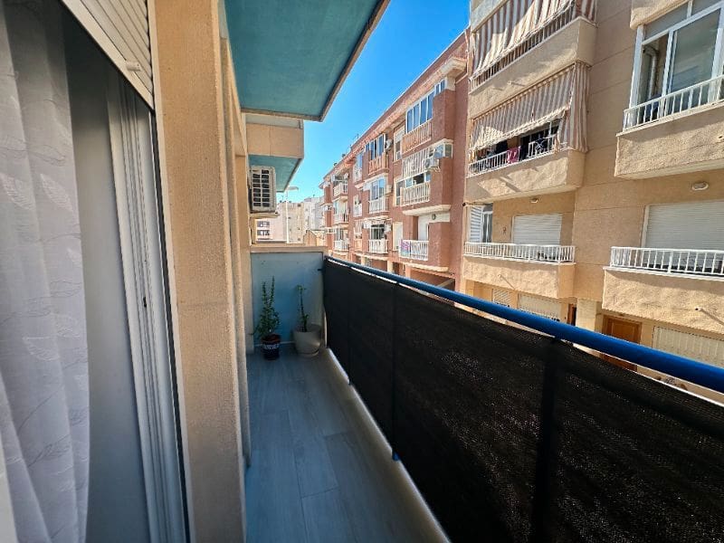 3 makuuhuone Asunto myytävänä paikassa Elche / Elx - 182 000 € (Ref: 9405801)