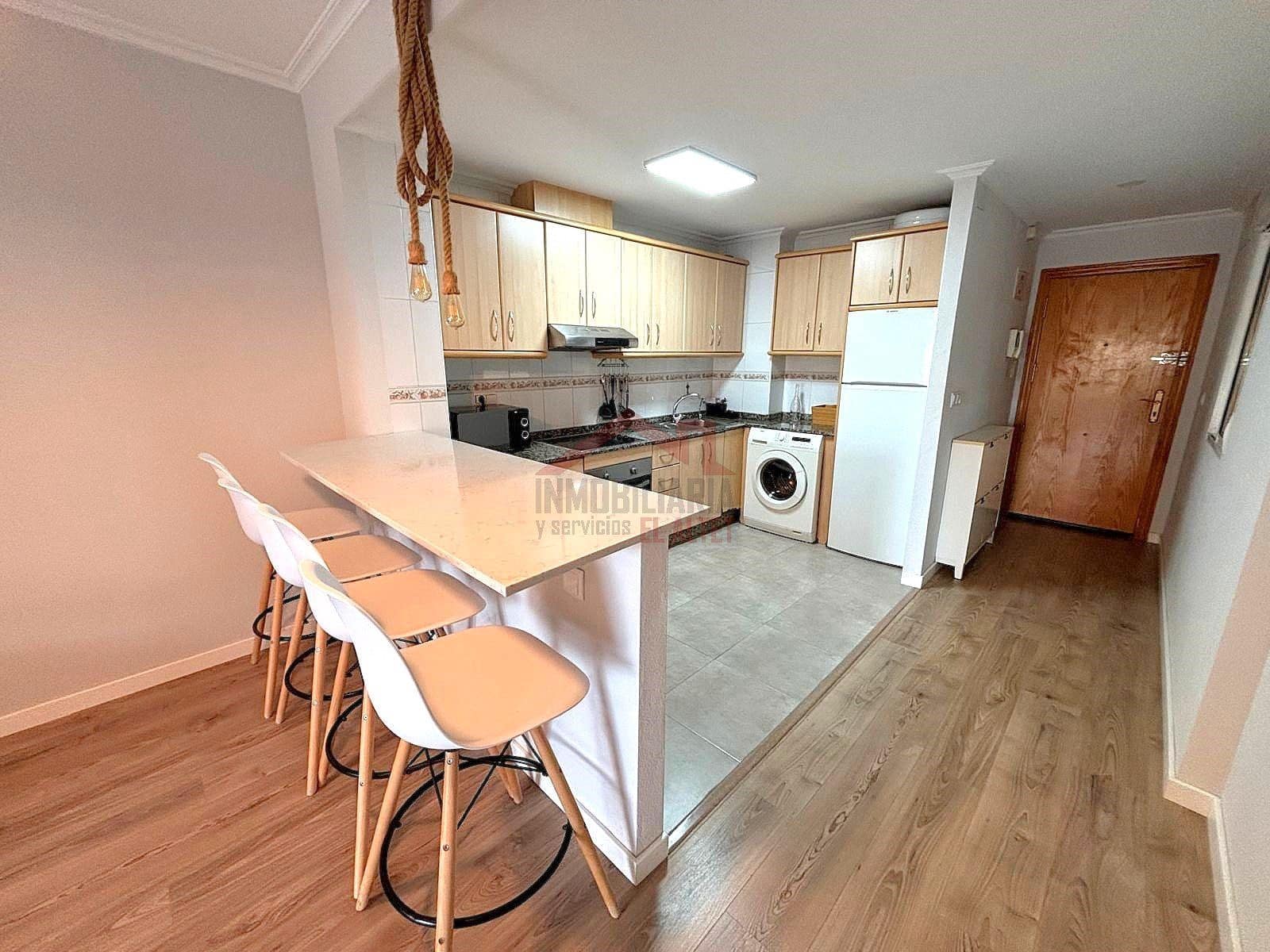 2 makuuhuone Asunto myytävänä paikassa Elche / Elx - 156 000 € (Ref: 9447323)