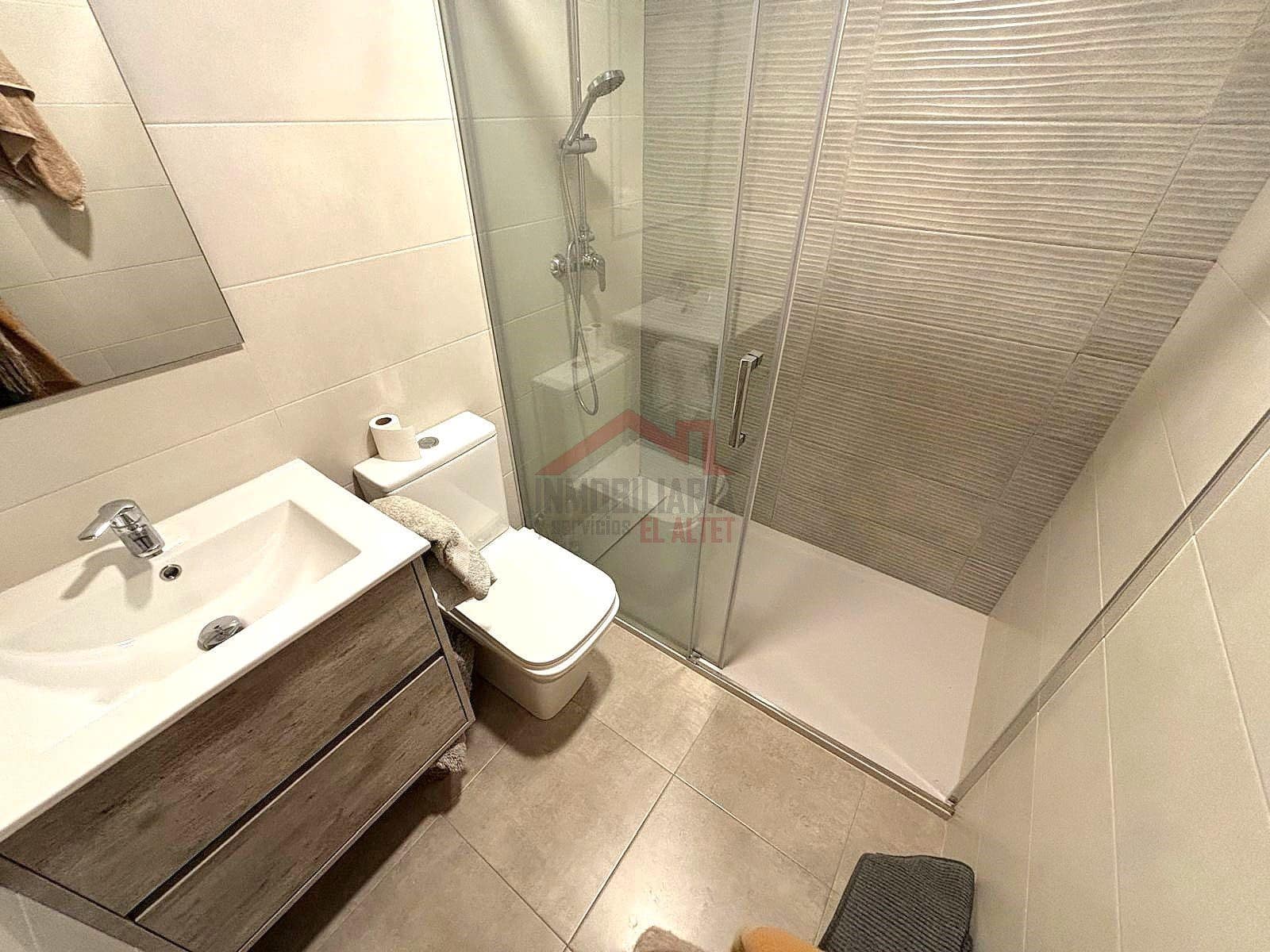 2 makuuhuone Asunto myytävänä paikassa Elche / Elx - 156 000 € (Ref: 9447323)