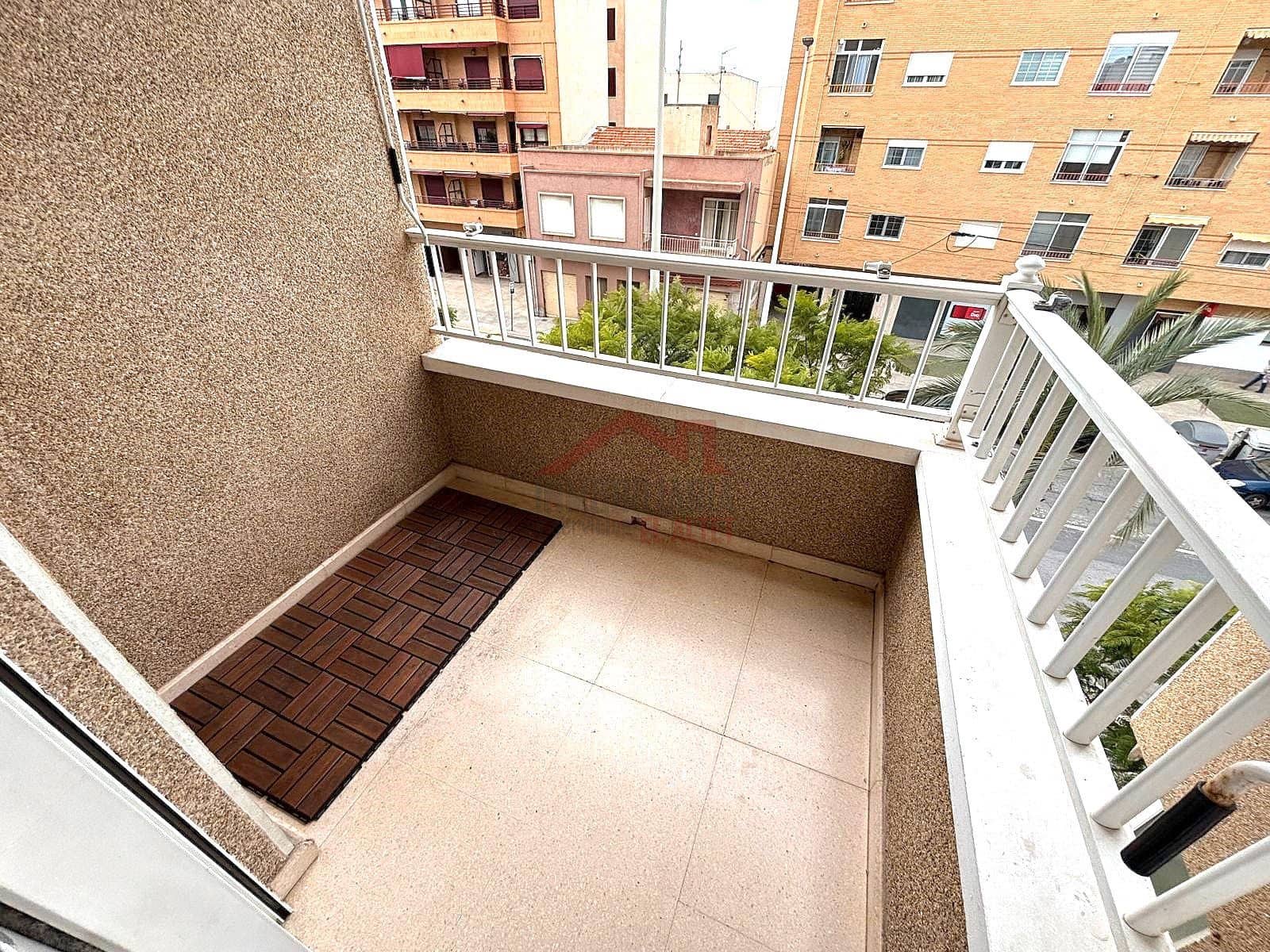 2 makuuhuone Asunto myytävänä paikassa Elche / Elx - 156 000 € (Ref: 9447323)