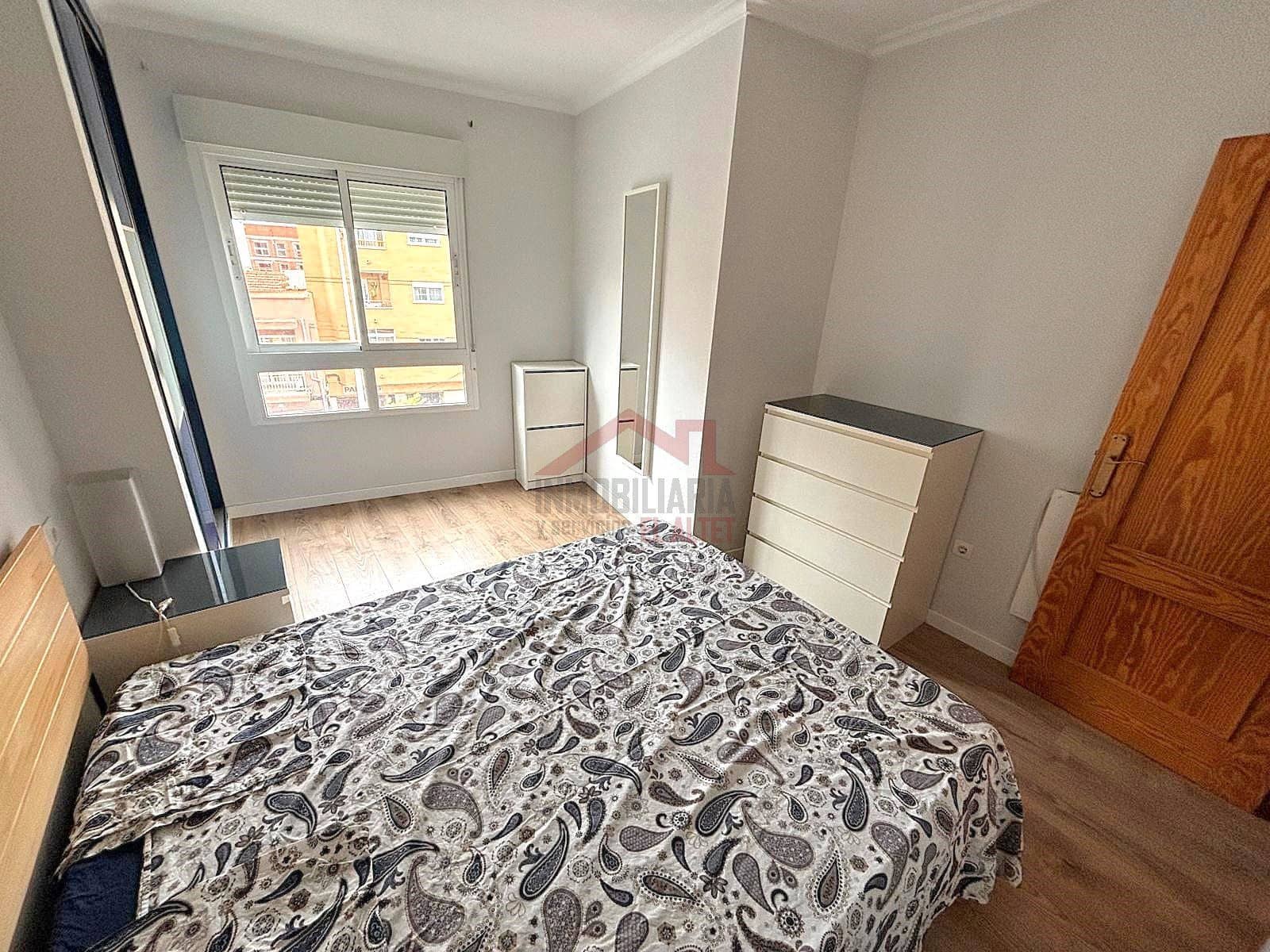 2 makuuhuone Asunto myytävänä paikassa Elche / Elx - 156 000 € (Ref: 9447323)