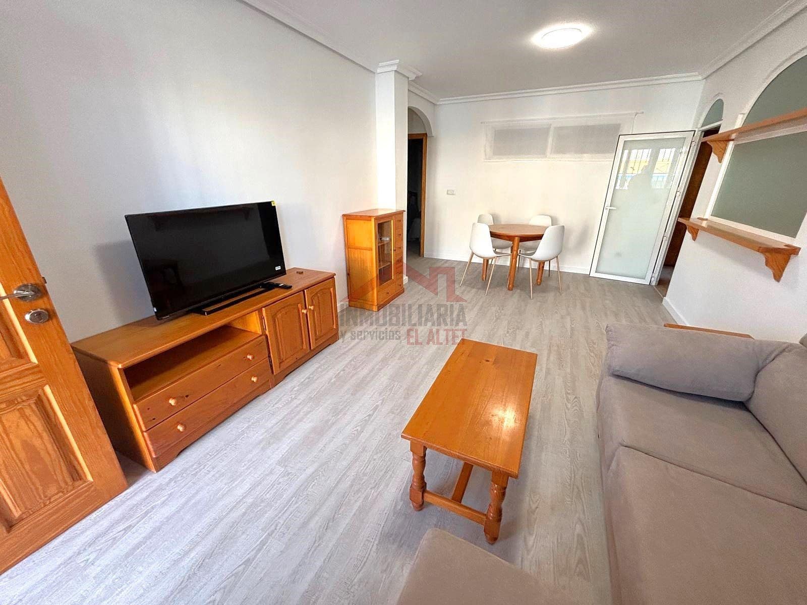 2 Zimmer Apartment zu vermieten in Santa Pola mit Pool - 850 € (Ref: 9454754)