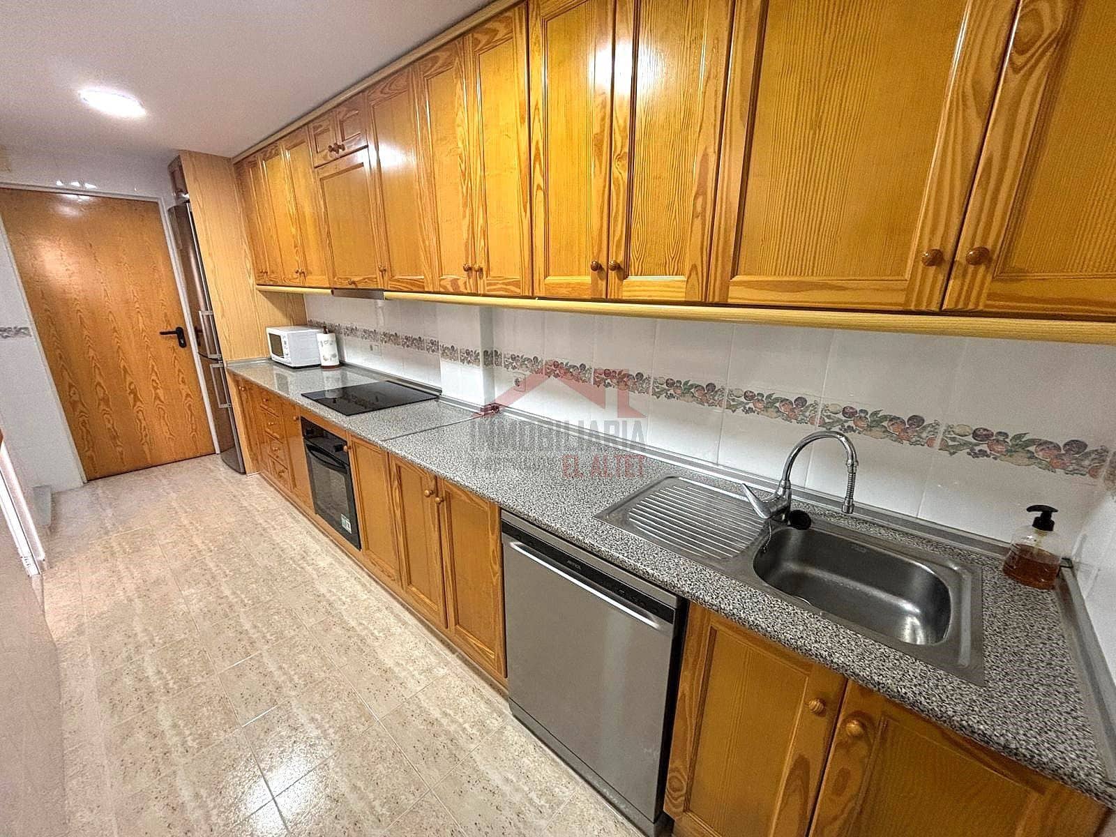 2 Zimmer Apartment zu vermieten in Santa Pola mit Pool - 850 € (Ref: 9454754)