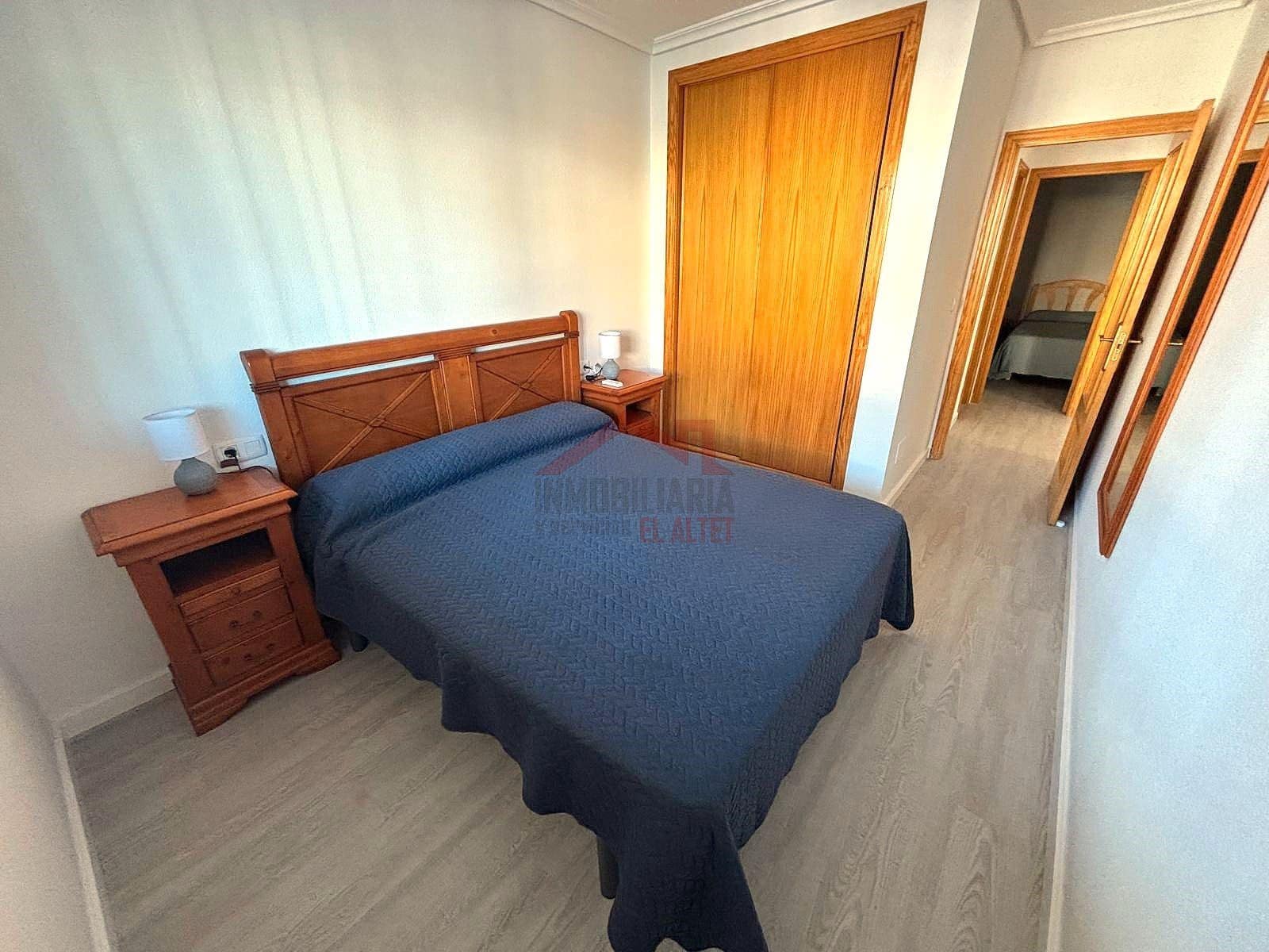 2 Zimmer Apartment zu vermieten in Santa Pola mit Pool - 850 € (Ref: 9454754)