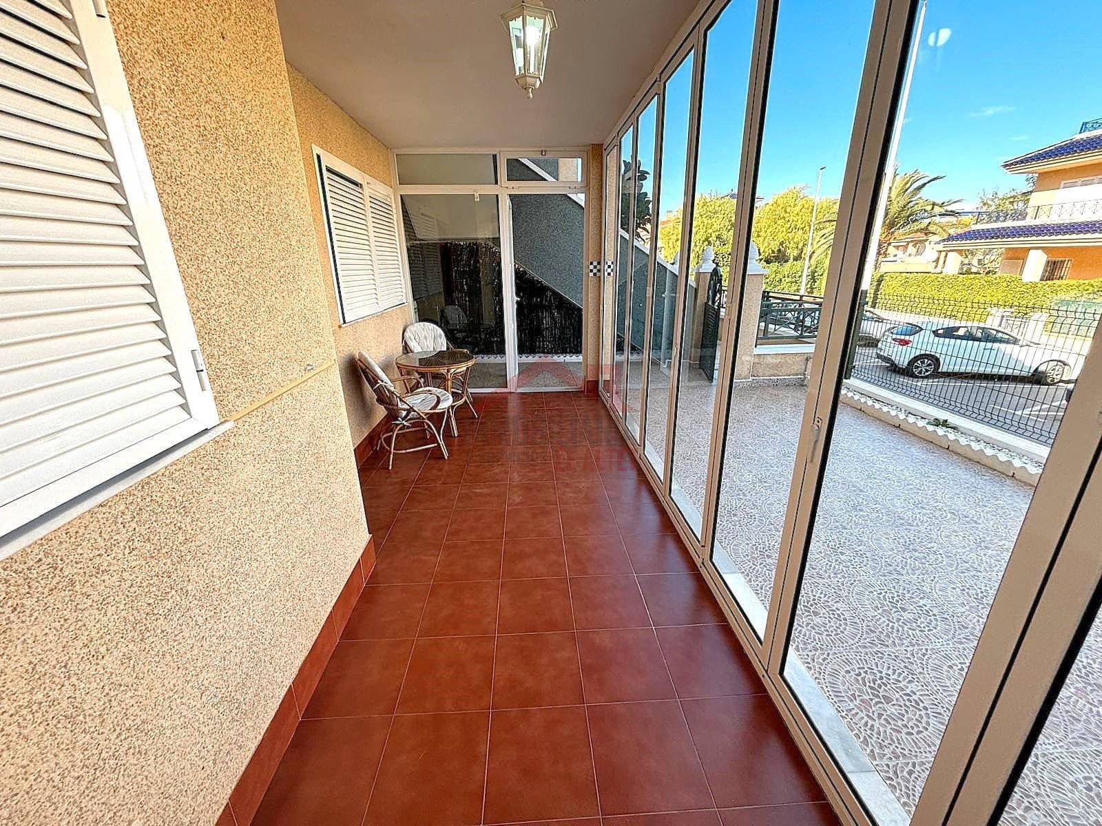 2 Zimmer Apartment zu vermieten in Santa Pola mit Pool - 850 € (Ref: 9454754)