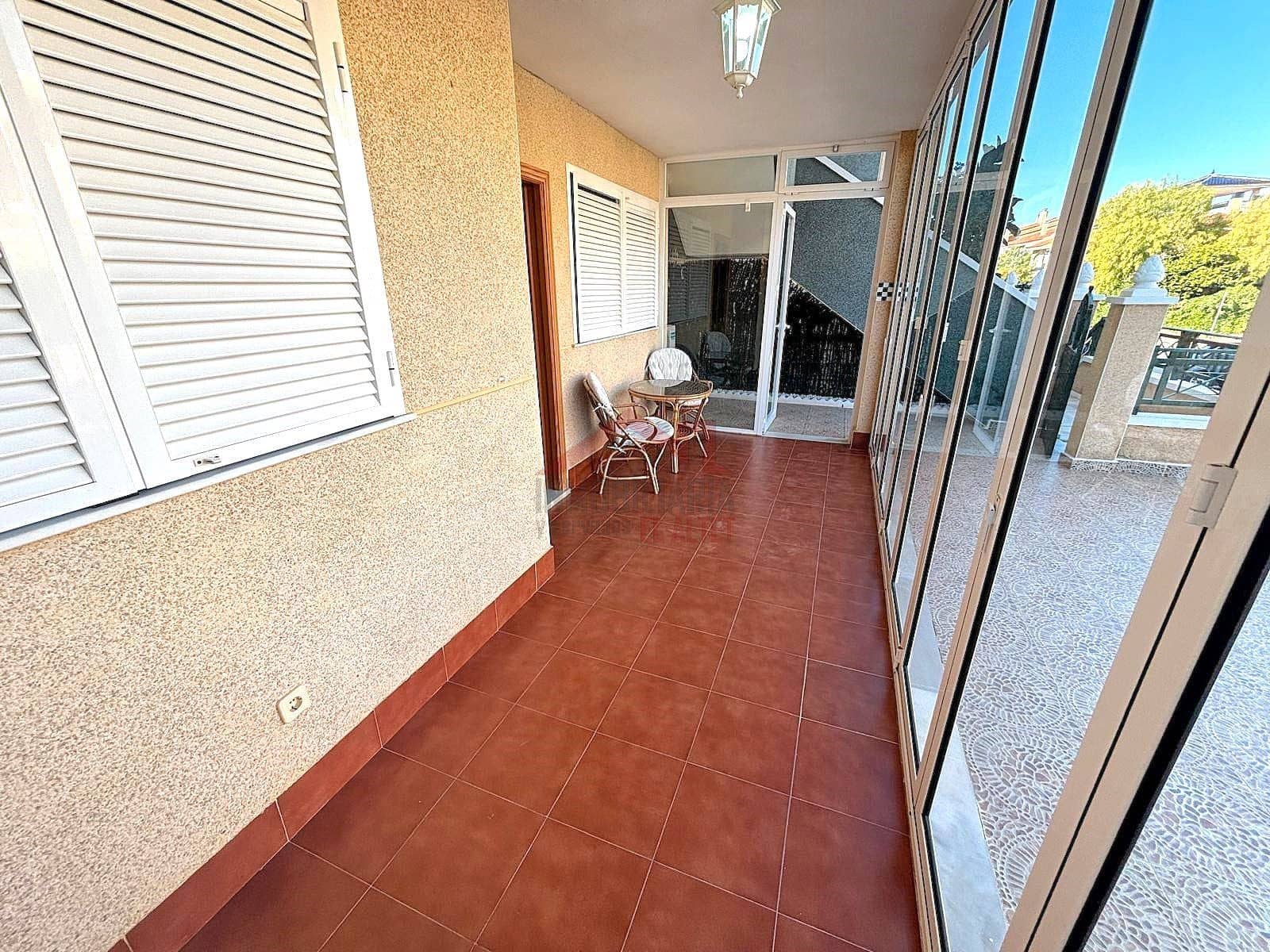 2 Zimmer Apartment zu vermieten in Santa Pola mit Pool - 850 € (Ref: 9454754)