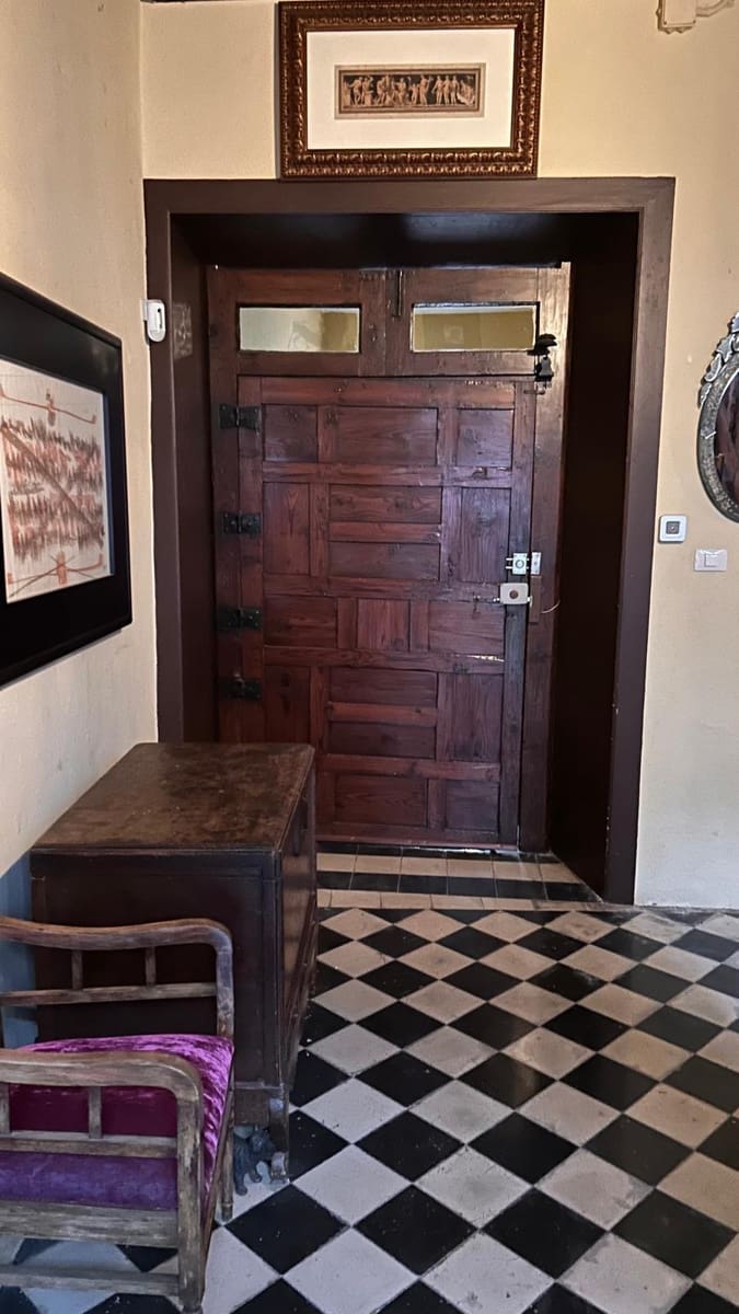 9 quarto Casa em Banda para venda em San Cristobal de La Laguna - 995 000 € (Ref: 9558283)