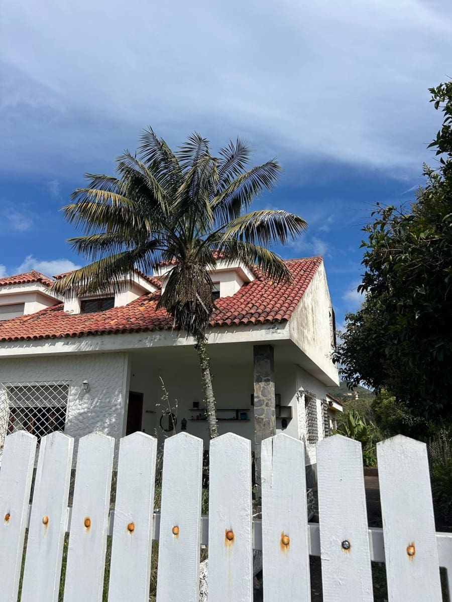 83 soveværelse Villa til salg i San Cristobal de La Laguna med swimmingpool garage - € 1.200.000 (Ref: 9558365)