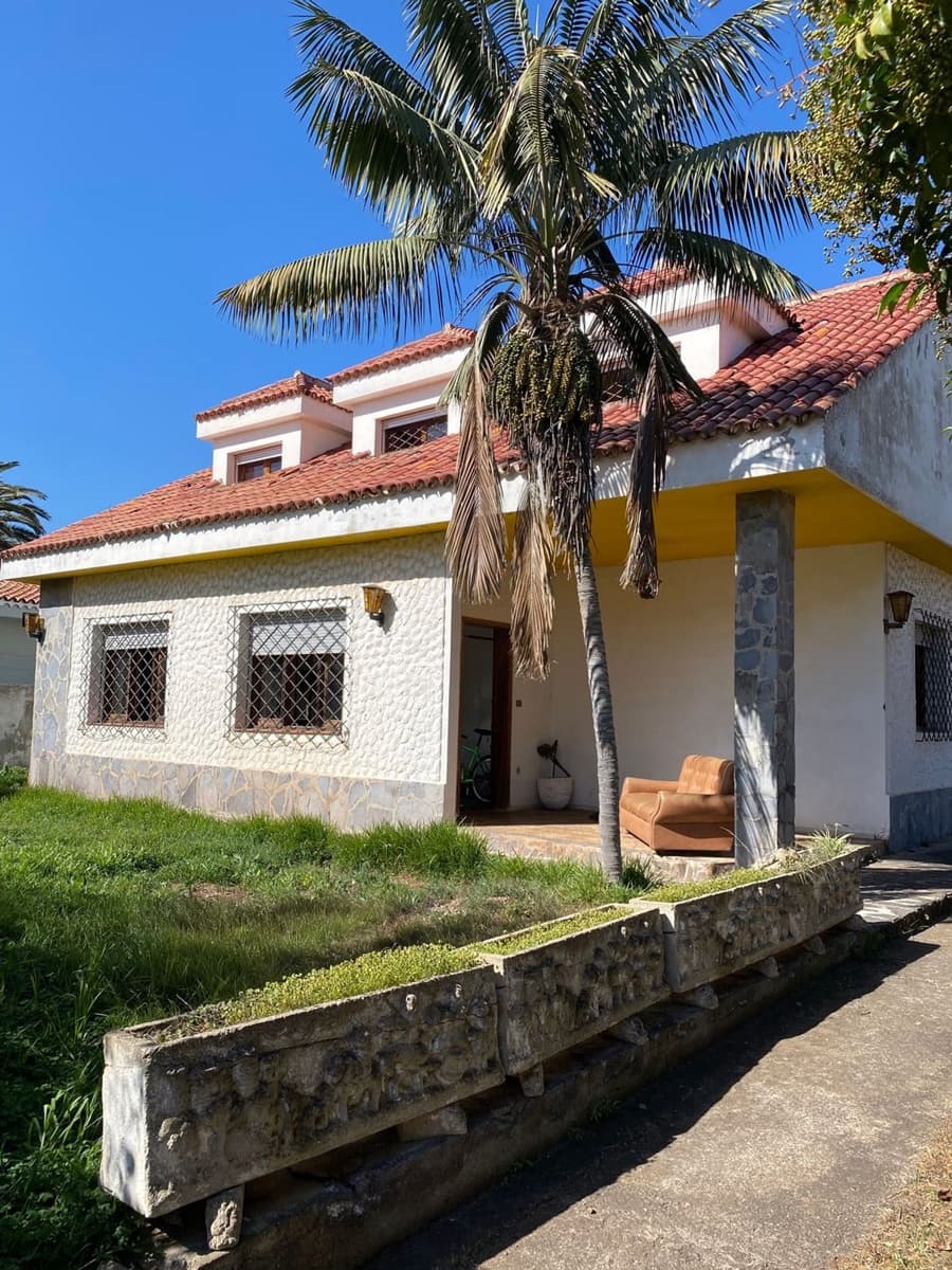83 soveværelse Villa til salg i San Cristobal de La Laguna med swimmingpool garage - € 1.200.000 (Ref: 9558365)