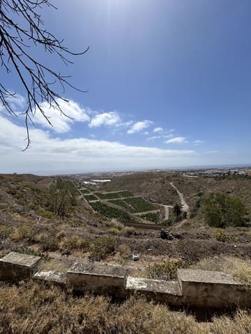 Grond te koop in Telde - € 2.000.000 (Ref: 9558807)