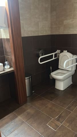 Restaurant/bar te huur in San Cristóbal de La Laguna - € 1.100 (Ref: 9585253)