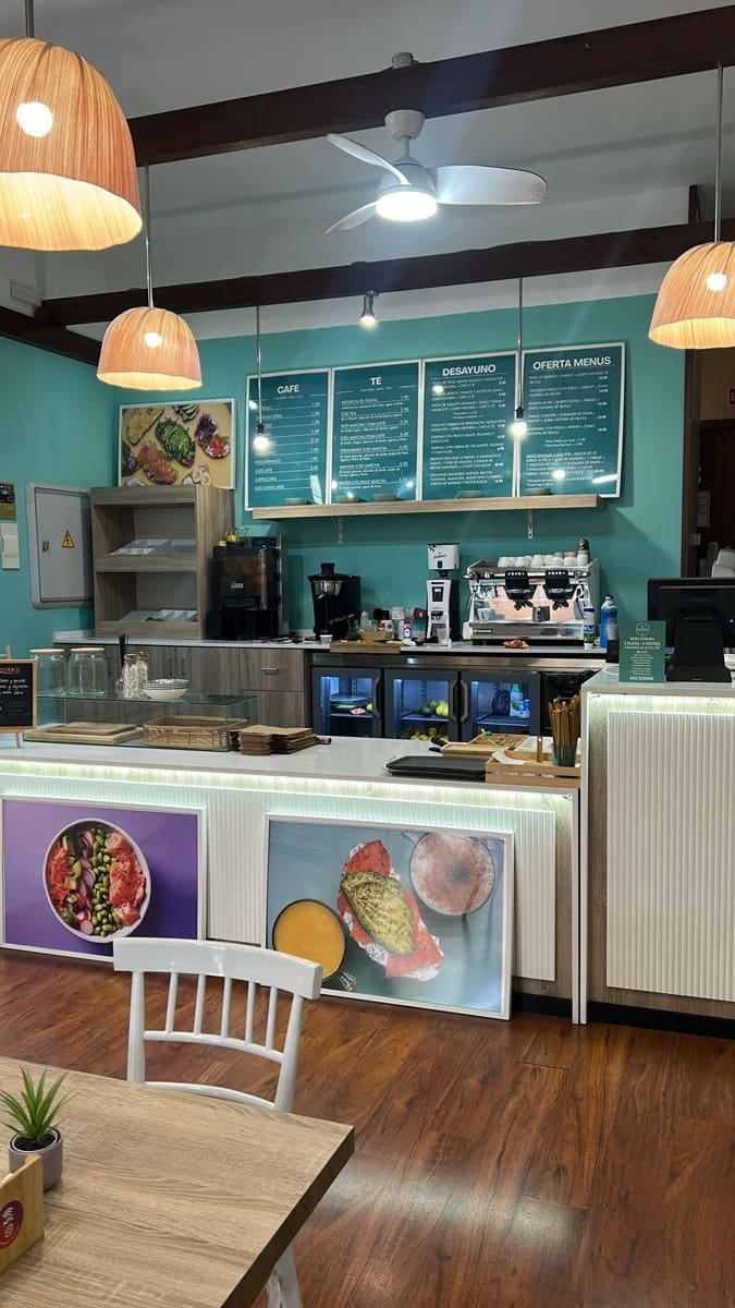 Restaurant/Bar for rent in San Cristobal de La Laguna - € 1,100 (Ref: 9585253)