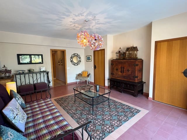 4 sypialnia Willa na sprzedaż w Santa Cristina d'Aro z basenem - 550 000 € (Ref: 8782584)