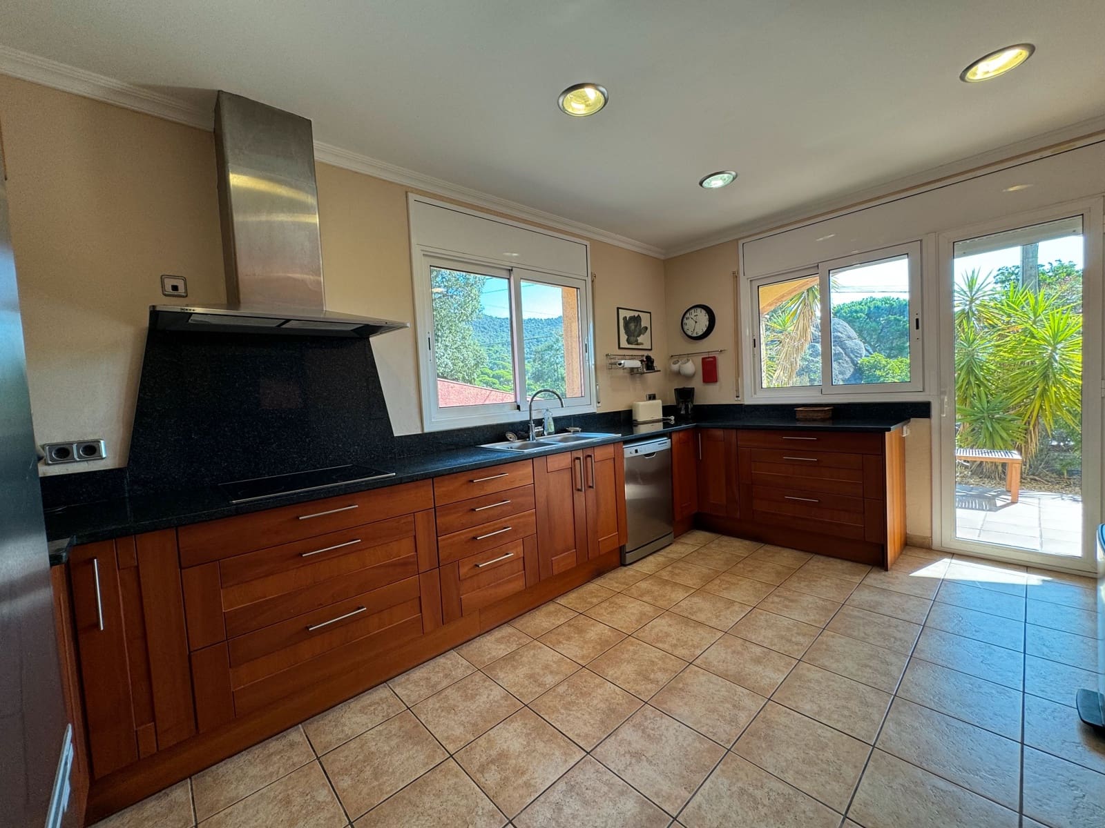 4 soveværelse Villa til salg i Santa Cristina d'Aro med swimmingpool - € 550.000 (Ref: 8782584)