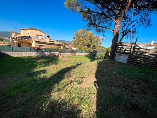 Grunde uden byggetilladelser til salg i Santa Cristina d'Aro - € 150.000 (Ref: 8782601)